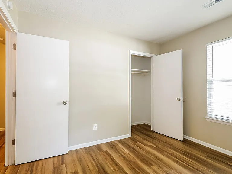 7236 Newell Acres Dr — Photo 12