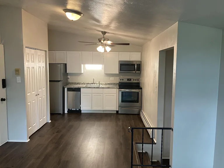 400 Swissvale Ave #12 — Photo 7