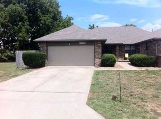 3326 S Clifton Ave, Springfield, MO 65807