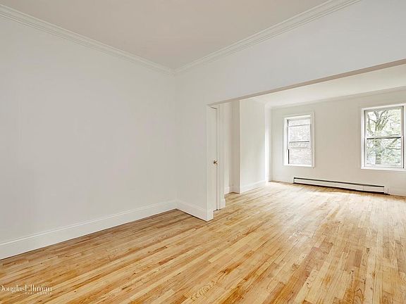 4th image of 546 Pacific St #2
