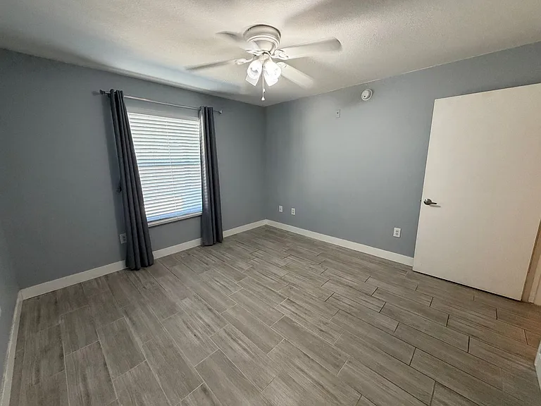 555 E Silverado Ranch Blvd #1020 — Photo 13