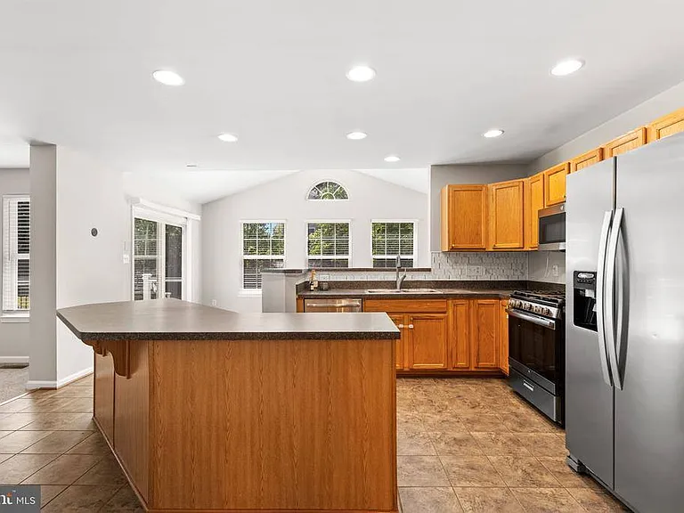 3329 Anne De Bourgh Dr — Photo 10