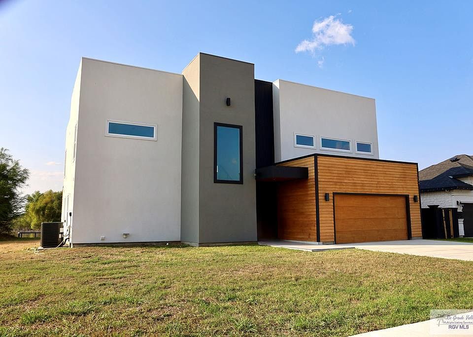 7044 Lago Vista Blvd, Brownsville, TX 78520 | MLS #29770639 | Zillow