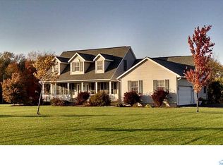 11971 W Michael Dr, Oak Harbor, OH 43449