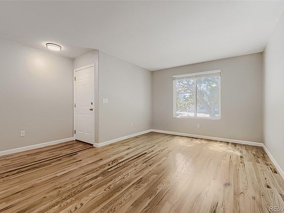 3rd image of 2511 S Genoa Street