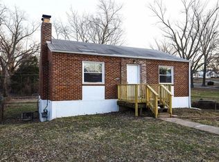 8826 Granada Pl, Saint Louis, MO
