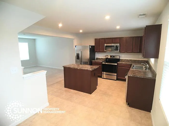 938 Taybyn Rd — Photo 7