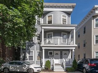 9 Washburn Ter #2, Brookline, MA 02446