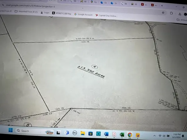 Goldwasser Pl, Hillsville, VA 24343