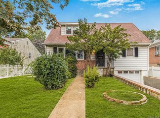 1303 Nepperhan Ave, Yonkers, NY 10703