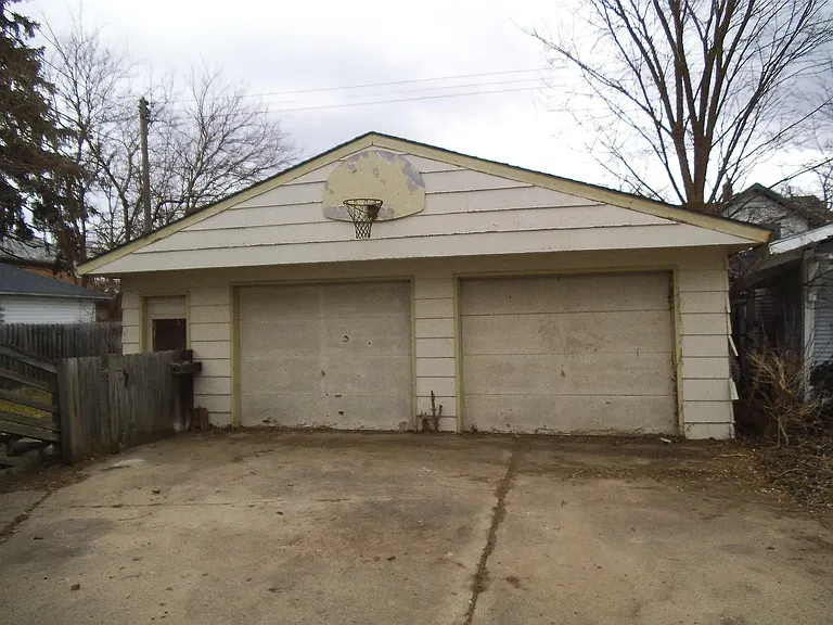 120 S Carolina St — Photo 34