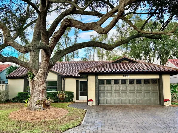 559 Quintana Pl NE, Saint Petersburg, FL 33703