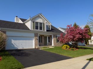 1315 York Dr, Carpentersville, IL 60110
