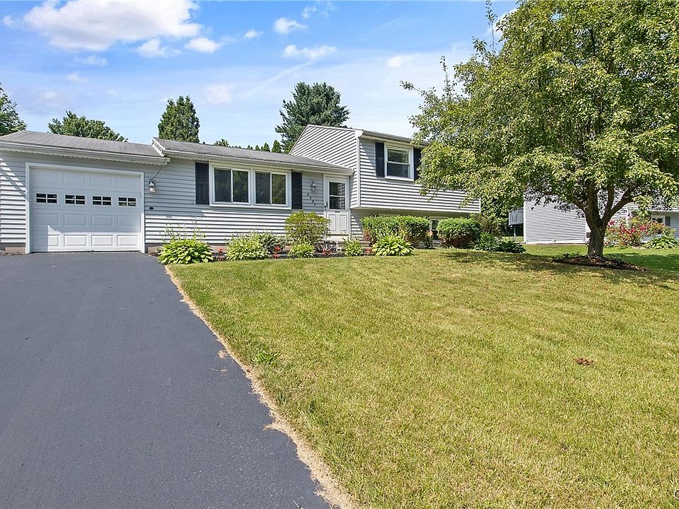 1st image of 8297 Carnation Dr