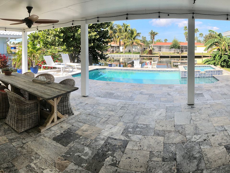 1st image of 384 Carmine Dr