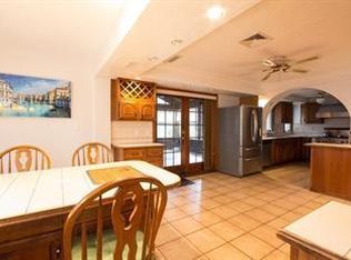 120 Hillside Ave, Quincy, MA 02170