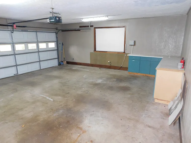 4220 Birdwell Dr — Photo 17