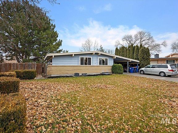 3rd image of 1540 Princeton Dr