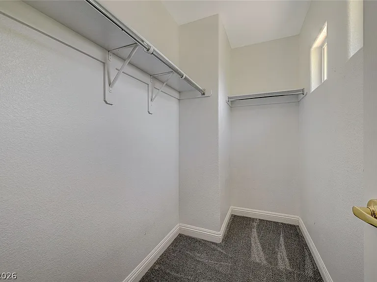 8454 Cerritos Ct — Photo 31