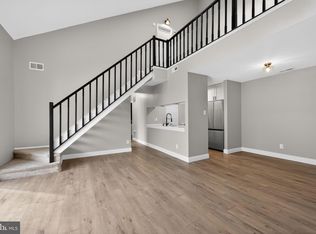 306 The Woods, Cherry Hill, NJ 08003