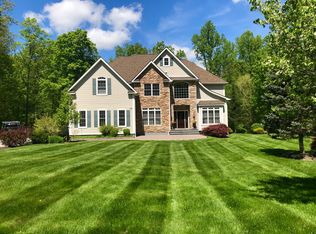 29 Barrett Hill Rd, Hopewell Junction, NY 12533