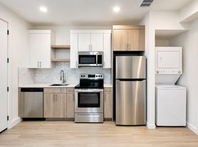 Greenwich Ave Apartments
