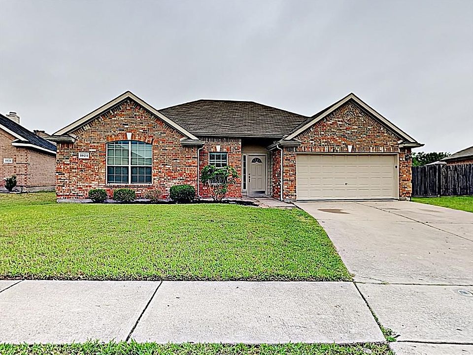 1st image of 1024 Cutting Horse Dr