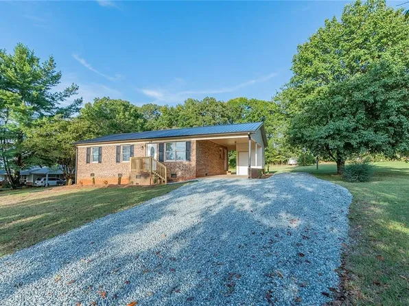 268 Raven Cir, Lexington, NC 27292