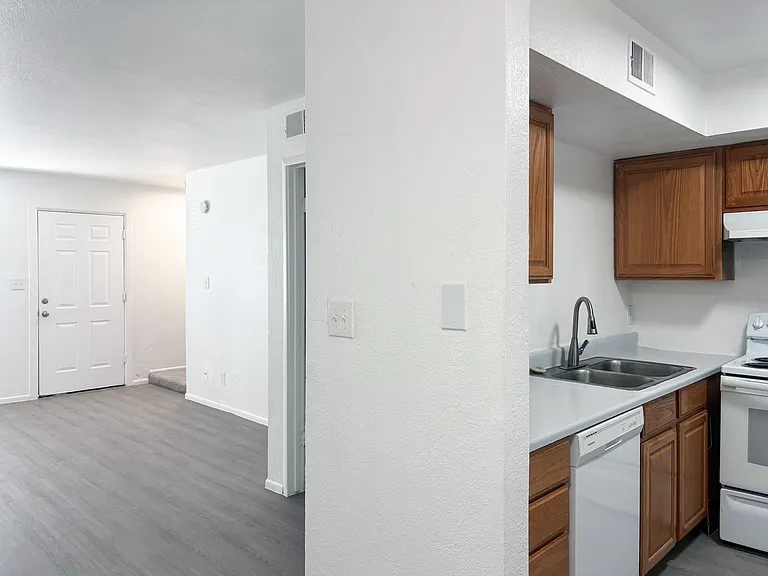 13020 N 21st Pl #U08 — Photo 39