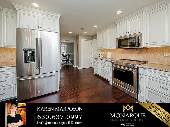 3rd image of 1335 Crestwood Ct