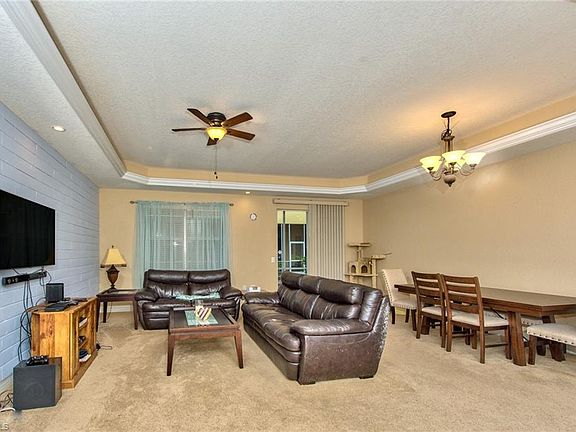 3rd image of 9814 Boraso WAY #102