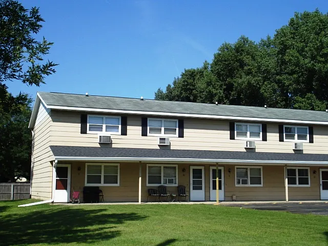 110 N Holmen Dr #10