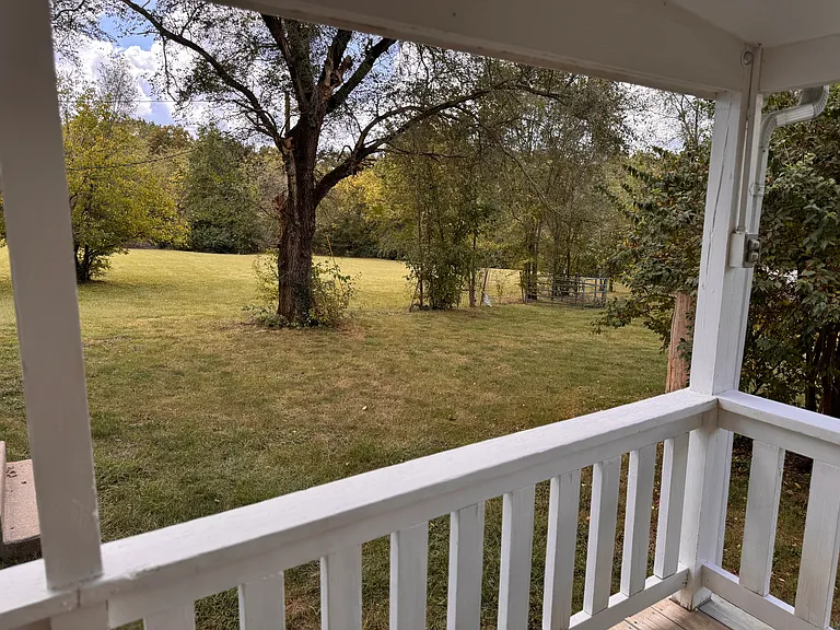 401 Duenke Rd — Photo 6