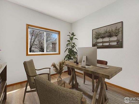 5th image of 2576 Begonia Ct
