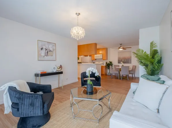 365 Burchett St Unit 316, Glendale, CA 91203