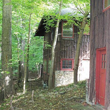 4th image of 1715 Terry Ct