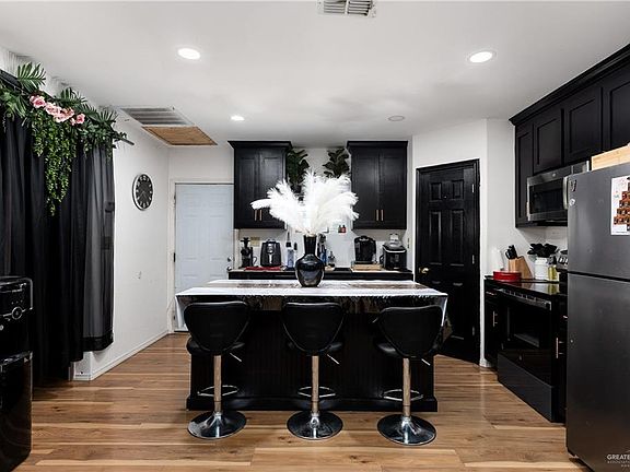 5th image of 7208 Sigley Dr