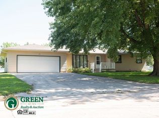 640 3rd Ave, Fairmont, NE 68354