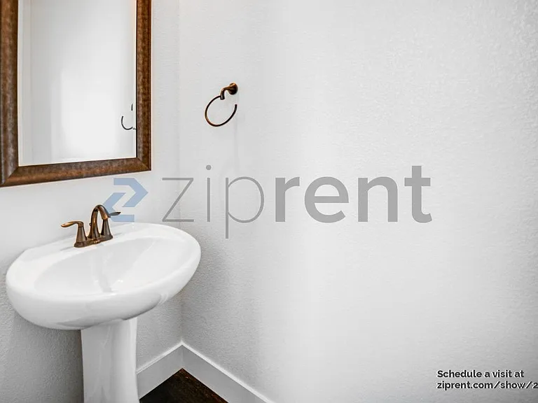 1010 Vanilla Bean Ln — Photo 16
