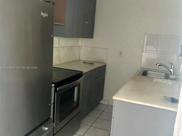 2511 NW 24th St, Miami, FL 33142
