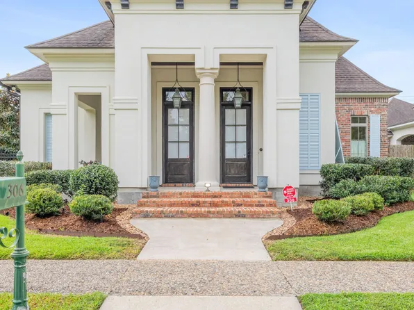 306 Gleneagles Cir, Broussard, LA 70518