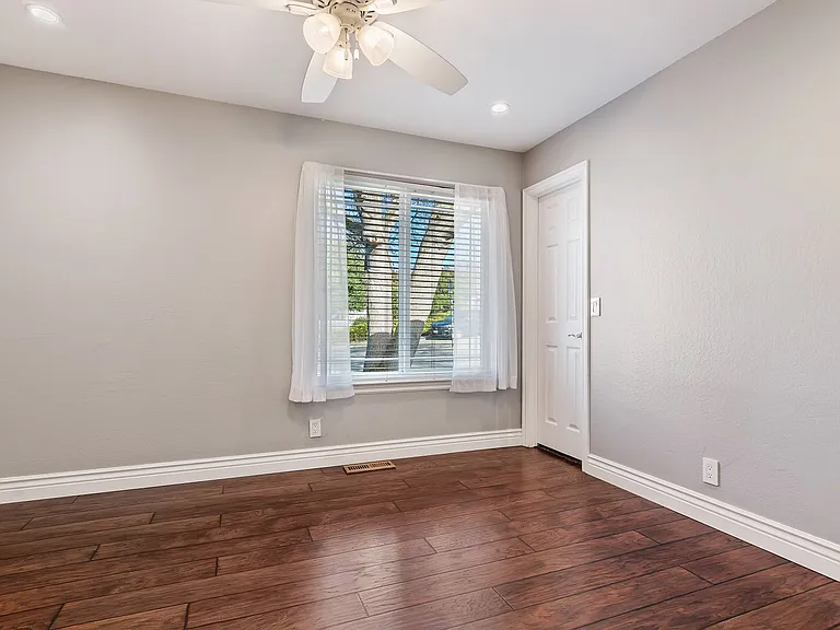 1220 Monte Vista Ct — Photo 15