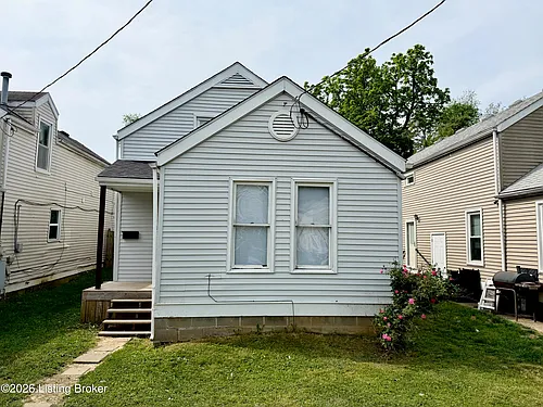1904 W Madison St Photo 1