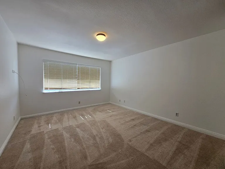 6425 Big Pine Way — Photo 13