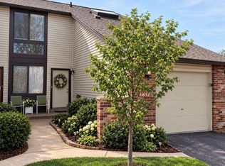 11652 Cedar Walk Dr, Saint Louis, MO 63146