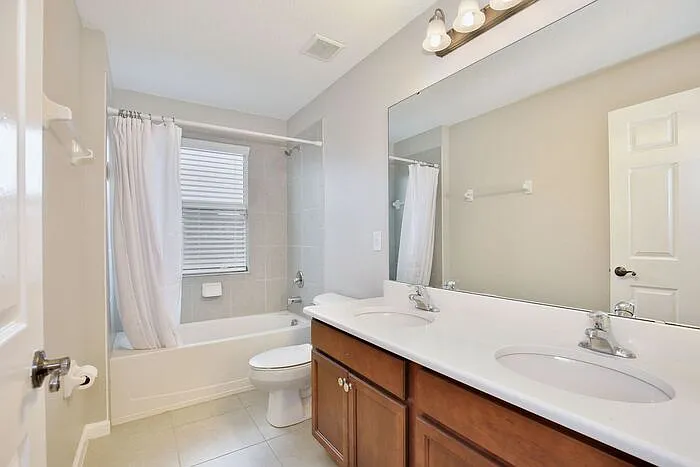 16005 Champlain St — Photo 19