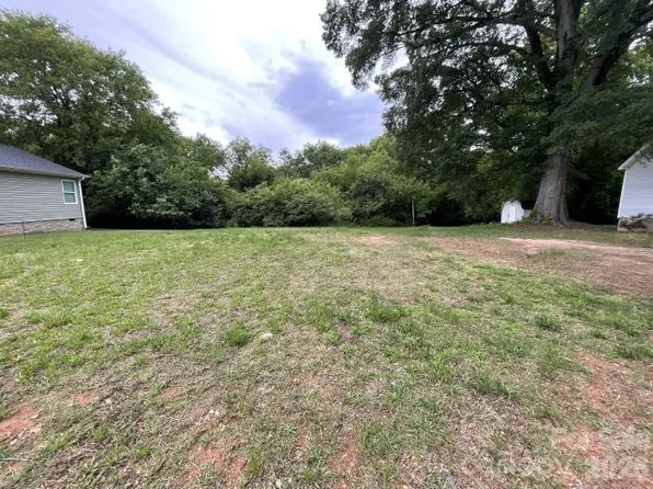 19633 S Ferry St, Cornelius, NC 28031