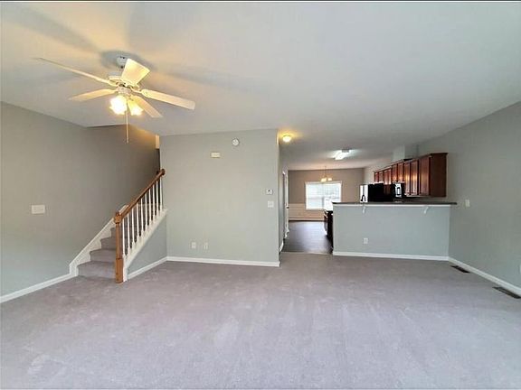 4th image of 1628 Halliard Dr