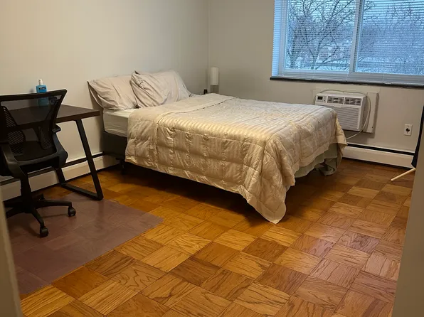 287 Harvard St #5A, Cambridge, MA 02139