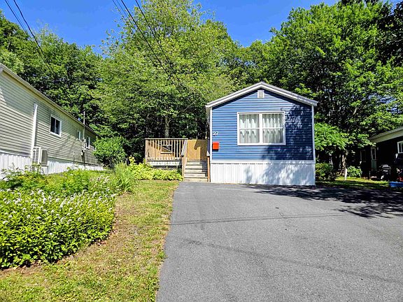 2nd image of 27 Spring Cres